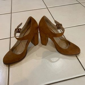 Heeled Shoe